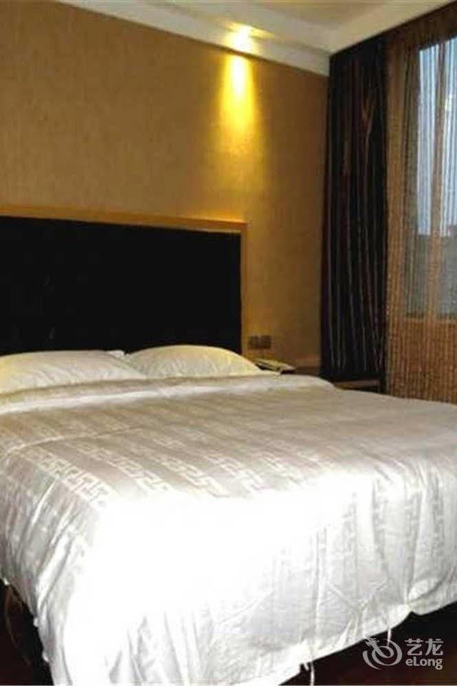 Wudangshan Wu Dang Athens Hotel מראה חיצוני תמונה